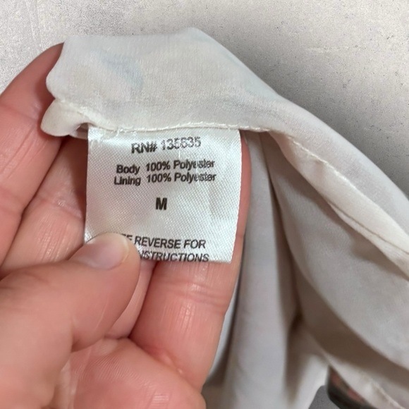 Love the label floral long sleeve mini dress - Picture 4 of 7